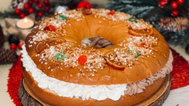 Roscón vegano de Freedom Cakes con relleno de nata y trufa